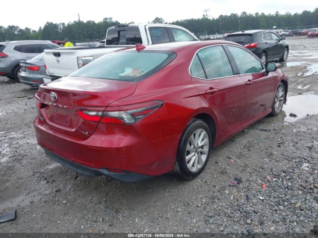 4T1C11AK4NU697085 Toyota CAMRY LE
