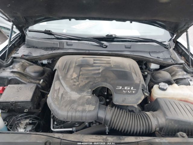 2C3CDXBGXPH515585 Dodge Charger Sxt