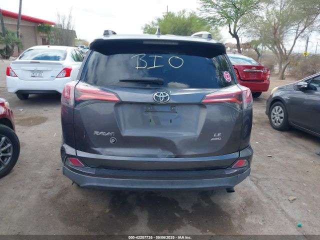2T3BFREV0GW497072 Toyota RAV4 LE