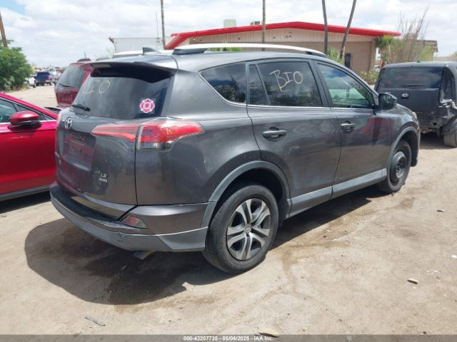 2T3BFREV0GW497072 Toyota RAV4 LE