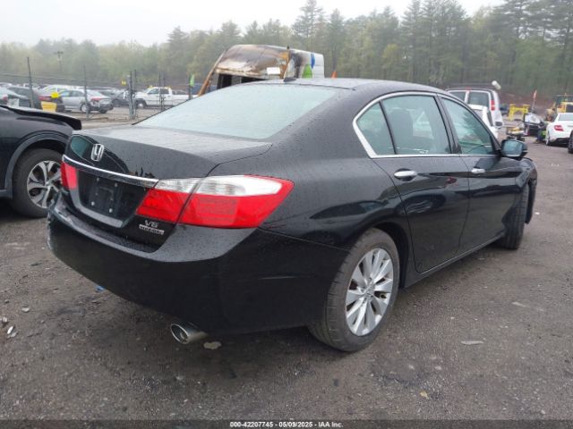 1HGCR3F9XEA009804 Honda Accord Touring
