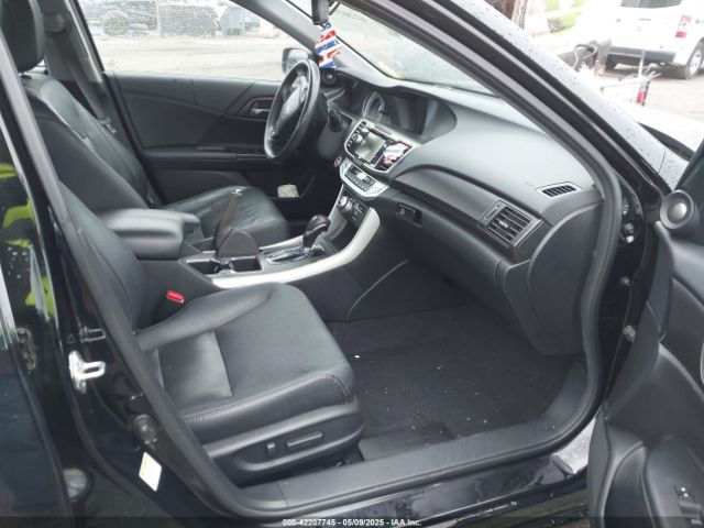 1HGCR3F9XEA009804 Honda Accord Touring