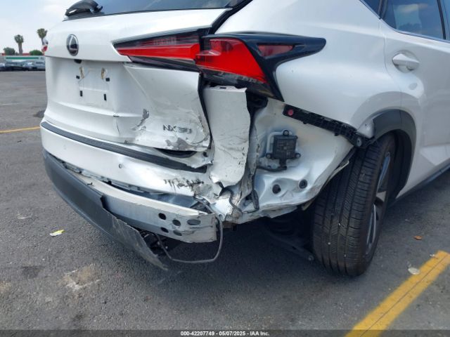 JTJGARBZ2L2158356 Lexus NX 300