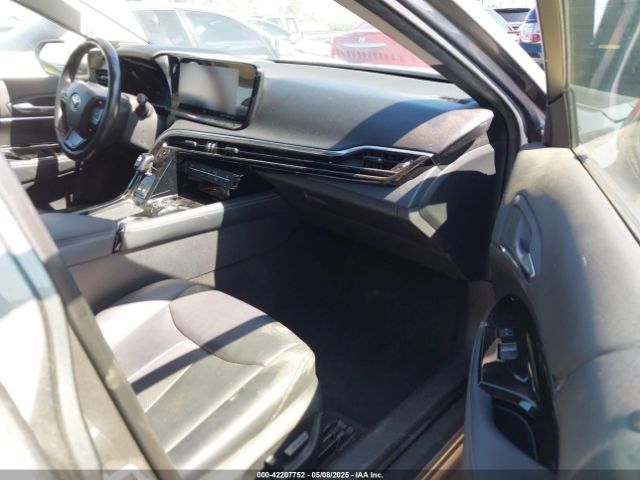 JTDAAAAAXMA002000 Toyota Mirai Xle