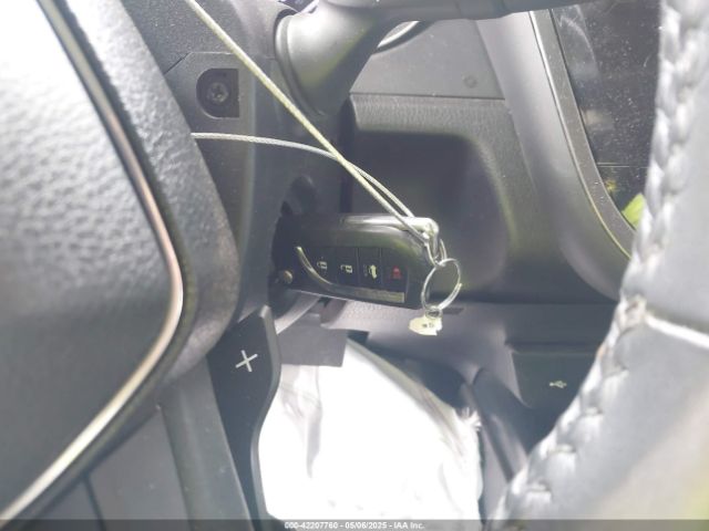 4T1G11AK8LU896395 Toyota CAMRY SE