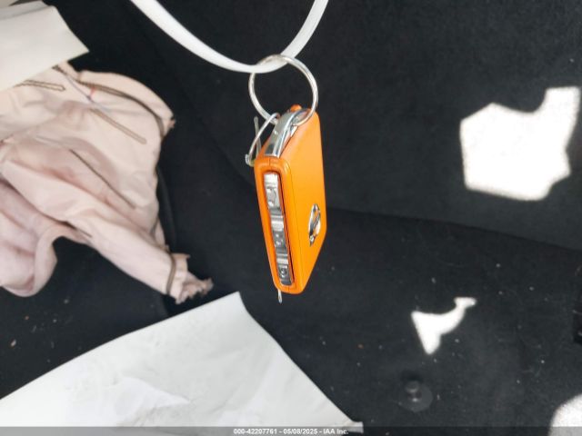 2023 VOLVO S60 RECHARGE PLUG-IN HYBRID 7JRH60FA9PG234609 Photo 10