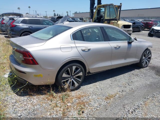 2023 VOLVO S60 RECHARGE PLUG-IN HYBRID 7JRH60FA9PG234609 Photo 3