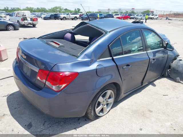 1G1PC5SBXE7460968 Chevrolet Cruze 1lt Auto