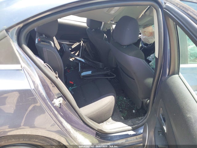 1G1PC5SBXE7460968 Chevrolet Cruze 1lt Auto