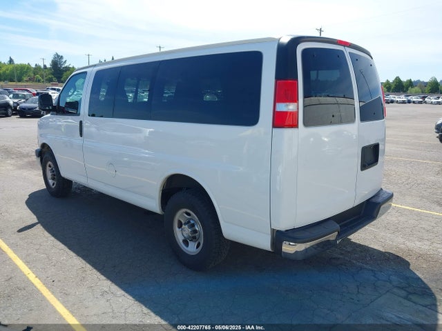 1GAWGFFGXL1155840 Chevrolet Express Passenger Rwd 2500 Regular Wheelbase Lt