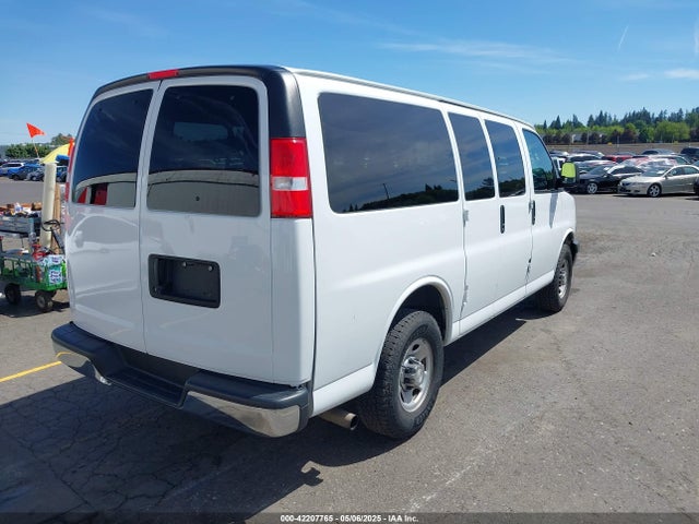 1GAWGFFGXL1155840 Chevrolet Express Passenger Rwd 2500 Regular Wheelbase Lt