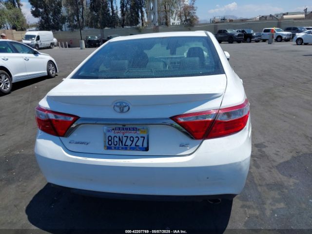 4T1BF1FK3HU401225 Toyota CAMRY SE