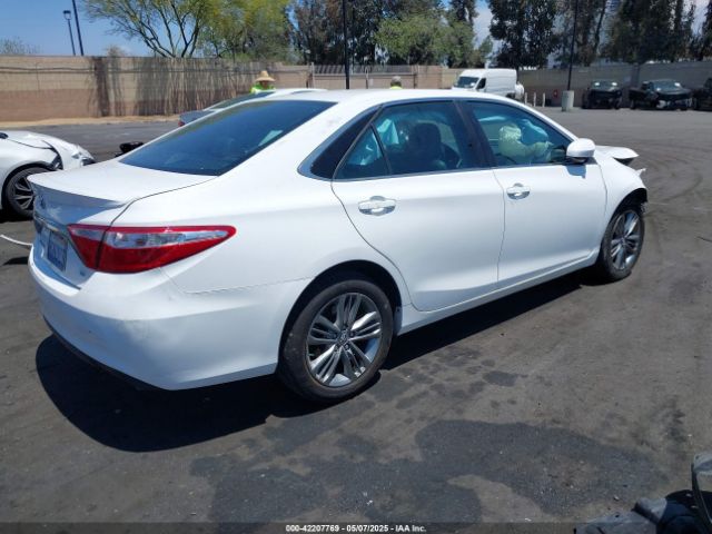 4T1BF1FK3HU401225 Toyota CAMRY SE
