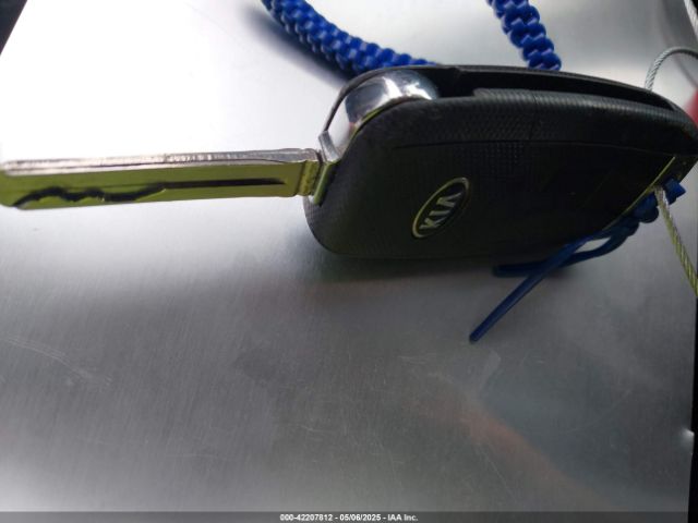 KNDJN2A24G7318058 KIA Soul