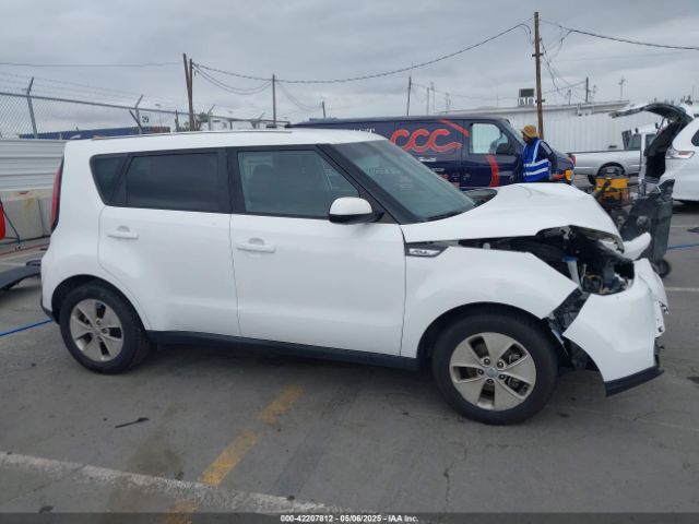 KNDJN2A24G7318058 KIA Soul
