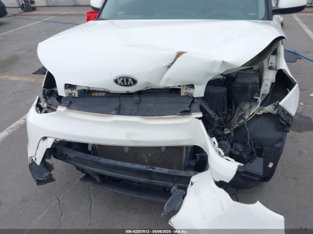 KNDJN2A24G7318058 KIA Soul