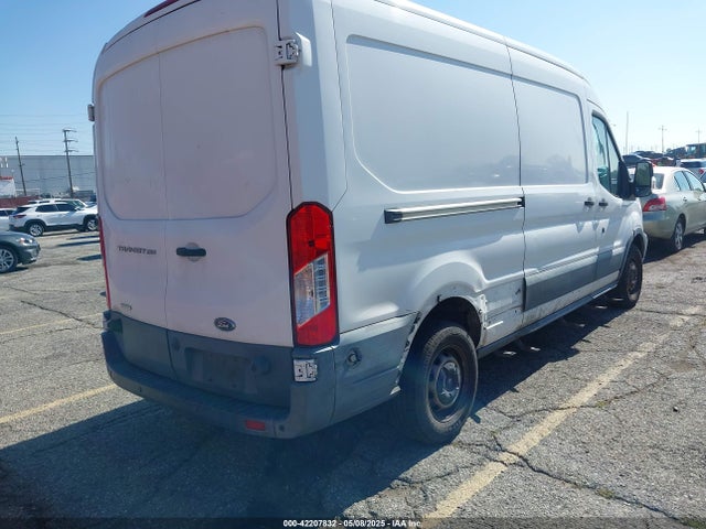 1FTYR2CG8HKB18813 Ford Transit-250
