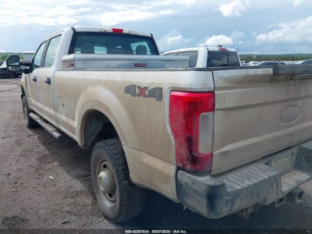 1FT7W2BT5KED19660 Ford F-250 Xl