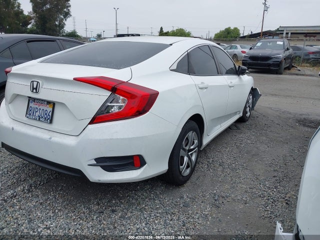 2HGFC2F53JH589270 Honda Civic Lx