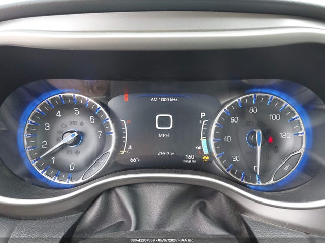2C4RC1BG3MR552828 Chrysler Pacifica Touring L