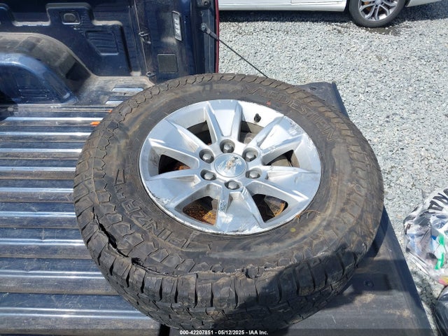 1GCUYDET3NZ226475 Chevrolet Silverado 1500 Ltd 4wd  Standard Bed Lt
