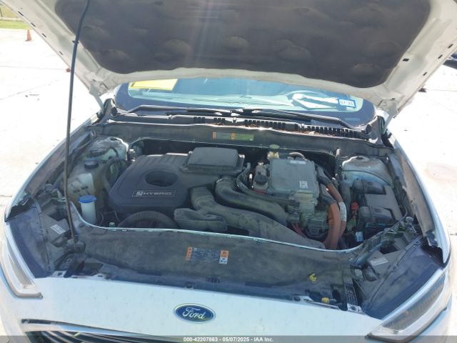 3FA6P0RU3JR124007 Ford Fusion Hybrid Titanium