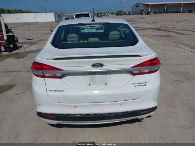 3FA6P0RU3JR124007 Ford Fusion Hybrid Titanium