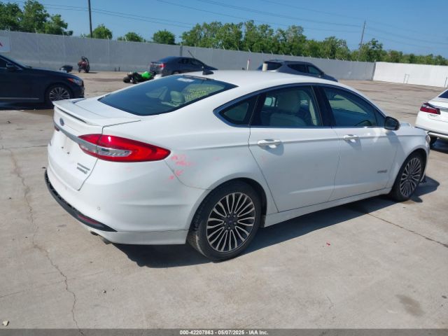 3FA6P0RU3JR124007 Ford Fusion Hybrid Titanium
