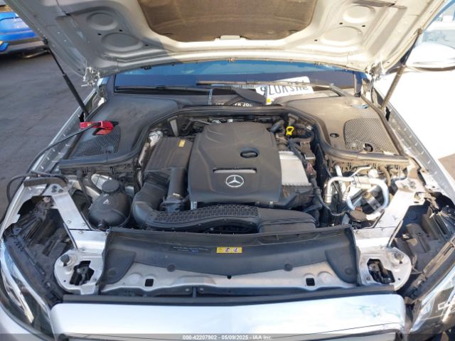 WDDZF4JB7HA105675 Mercedes-Benz E 300