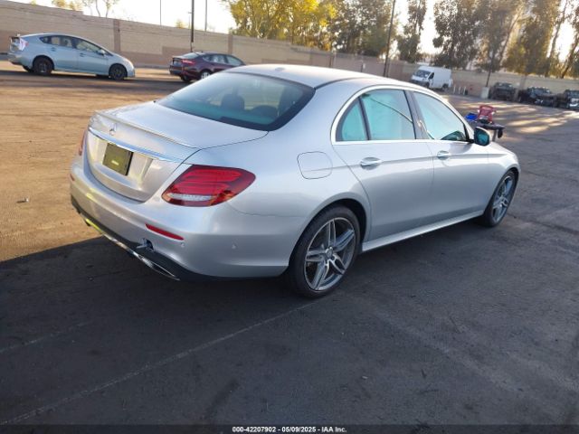 WDDZF4JB7HA105675 Mercedes-Benz E 300