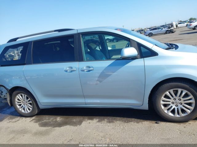 5TDYK3DC7FS681105 Toyota Sienna Xle 8 Passenger