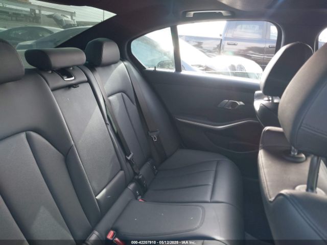 WBA5R1C5XKFH20799 BMW 330I