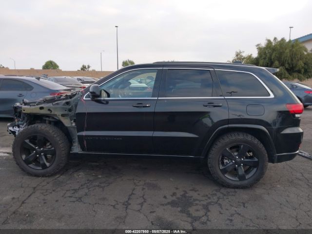 1C4RJFAG0FC933990 Jeep Grand Cherokee Altitude