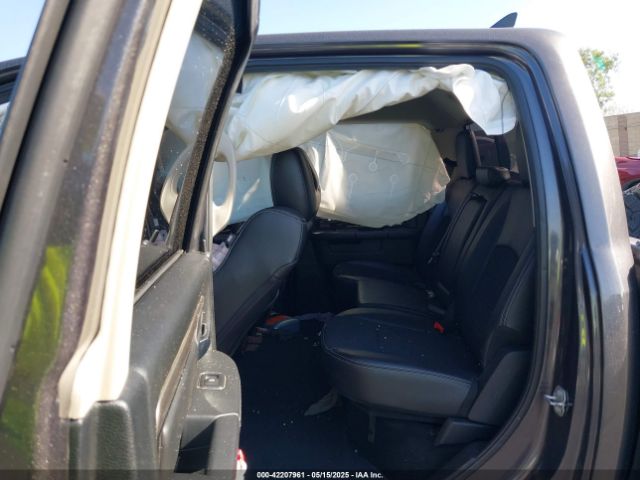 2017 RAM 1500 1C6RR6MT4HS570384 Photo 7
