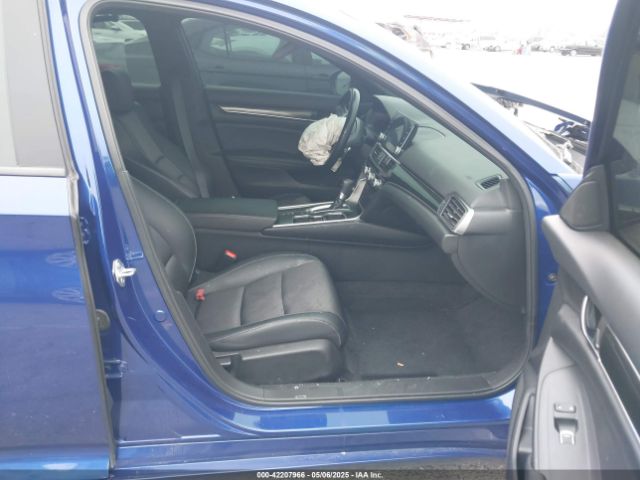 1HGCV1F33NA005301 Honda Accord Sport