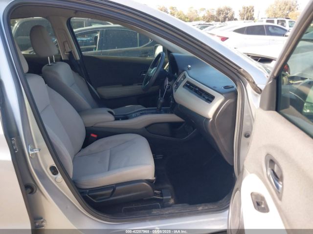 3CZRU6H35MM756417 Honda Hr-v Awd Lx
