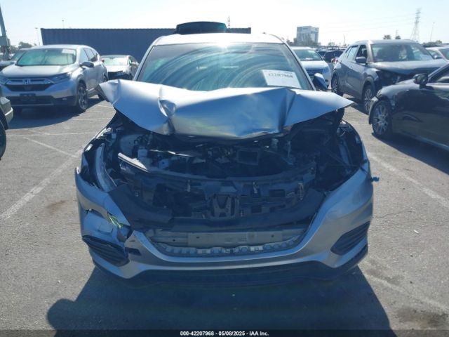 3CZRU6H35MM756417 Honda Hr-v Awd Lx