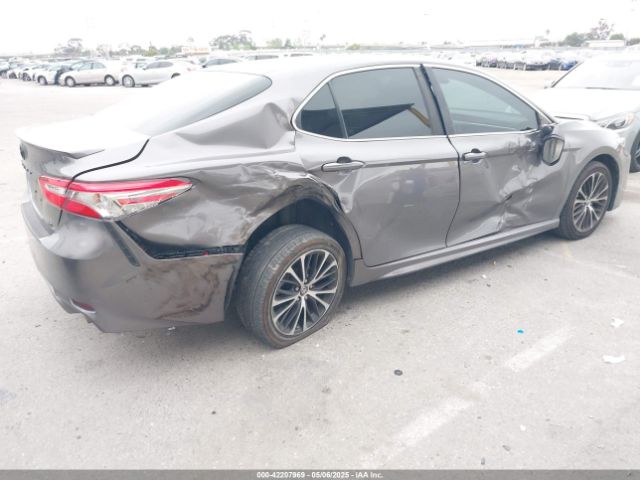 2018 TOYOTA CAMRY 4T1B11HK6JU643234 Photo 3