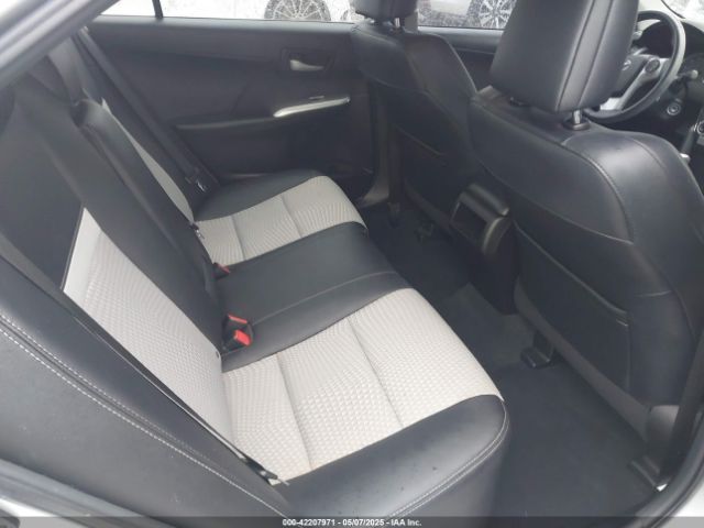 4T1BF1FK0EU392575 Toyota CAMRY SE