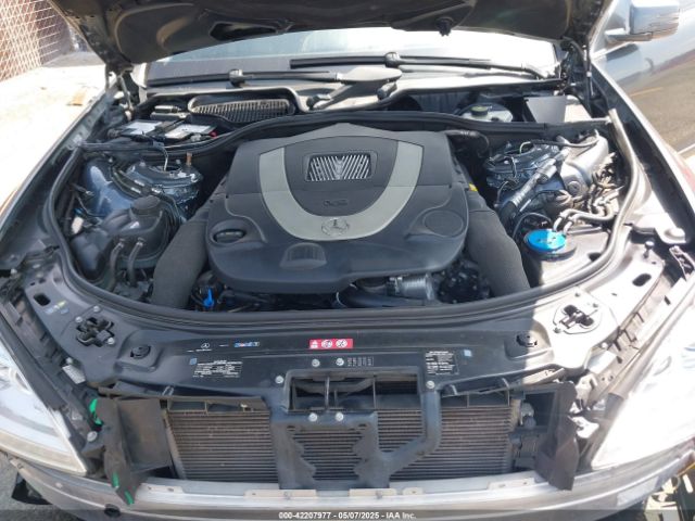 2011 MERCEDES-BENZ S 550 WDDNG7BB3BA385985 Photo 9