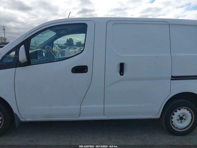 Nissan 2018 2018 3N6CM0KN3JK693387 Image 14