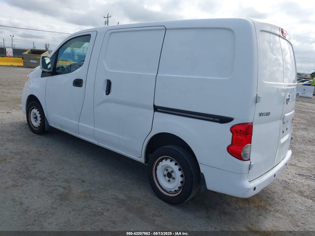 Nissan 2018 2018 3N6CM0KN3JK693387 Image 3