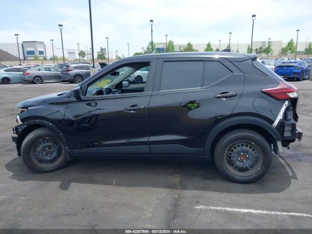 3N1CP5BV7NL495583 Nissan Kicks S Xtronic Cvt