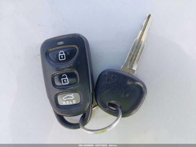 KMHD84LF2HU149768 Hyundai ELANTRA SE