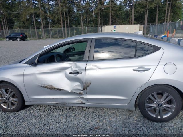 KMHD84LF2HU149768 Hyundai ELANTRA SE