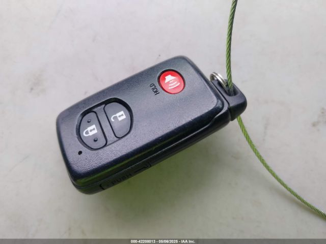 JTDKN3DU8E1765449 Toyota Prius Four