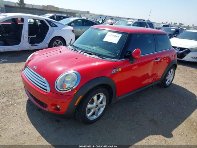 2008 MINI COOPER WMWMF33538TT60153 Photo 1