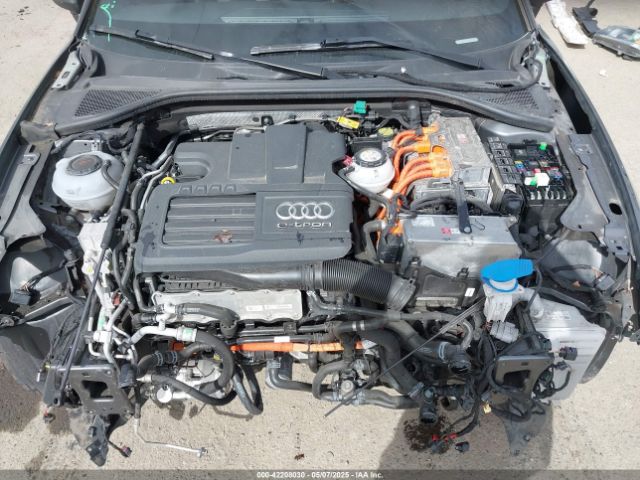 WAUTPBFF5JA095468 Audi A3 E-tron 1.4t Premium/1.4t Tech Premium