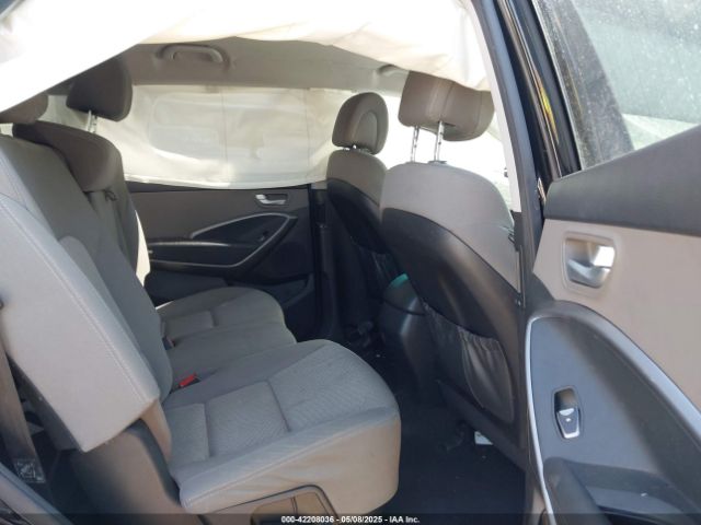 KM8SMDHF9HU212134 Hyundai Santa Fe Se