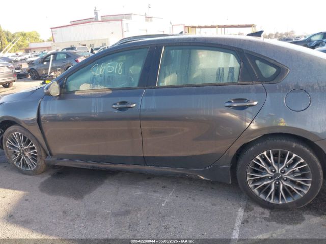 3KPF54AD4RE803242 KIA Forte Gt-line